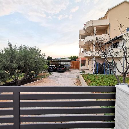 A4 Apartmani Kevic Kaštela Buitenkant foto