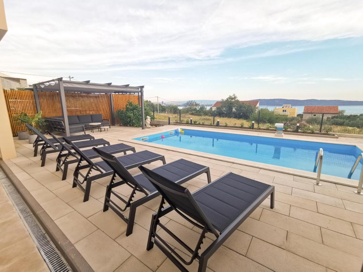 A4 Apartmani Kevic Kaštela Buitenkant foto